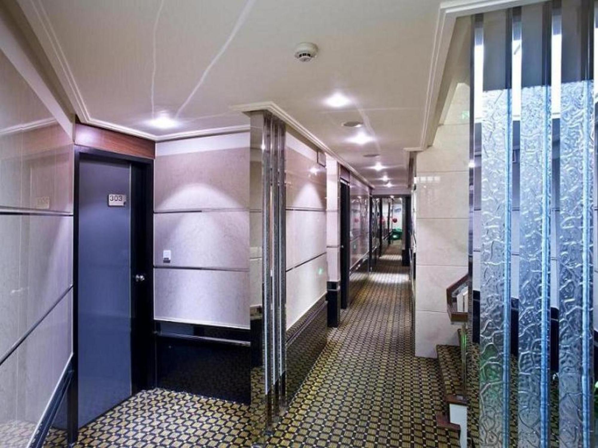 Kao Yuan Hotel - Zhong Shan Taichung Exterior photo